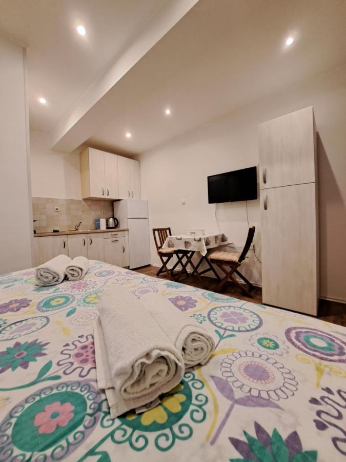 Meressa Nina&Leo Studio Apartments Novigrad Istria Eksteriør bilde