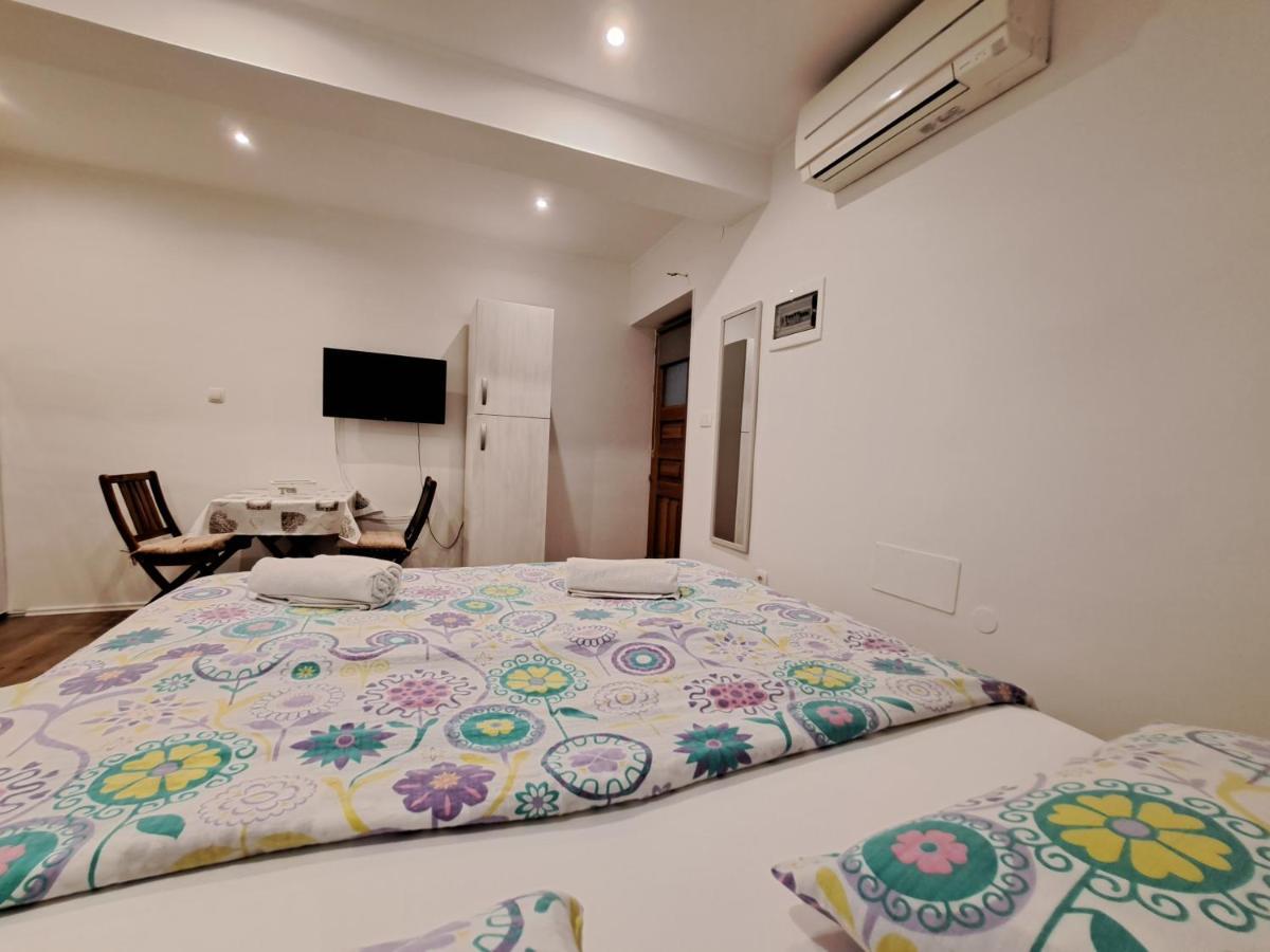 Meressa Nina&Leo Studio Apartments Novigrad Istria Eksteriør bilde