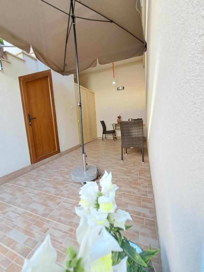 Meressa Nina&Leo Studio Apartments Novigrad Istria Eksteriør bilde