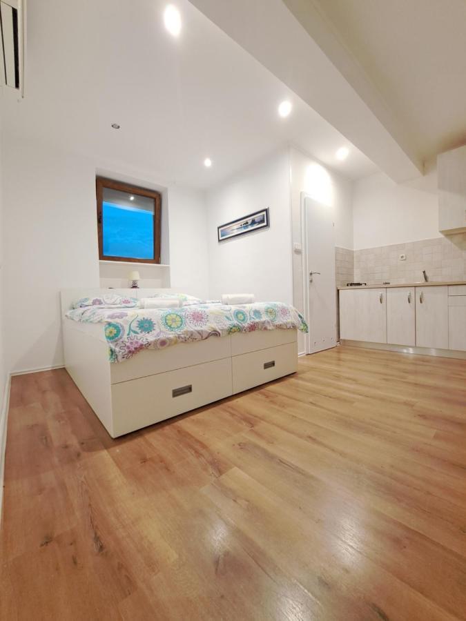 Meressa Nina&Leo Studio Apartments Novigrad Istria Eksteriør bilde