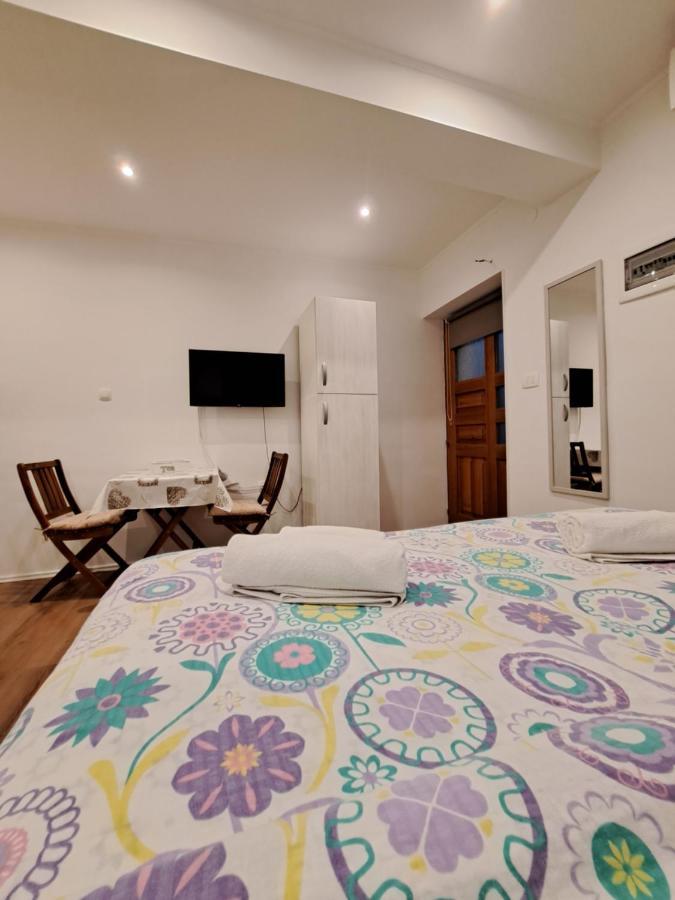 Meressa Nina&Leo Studio Apartments Novigrad Istria Eksteriør bilde