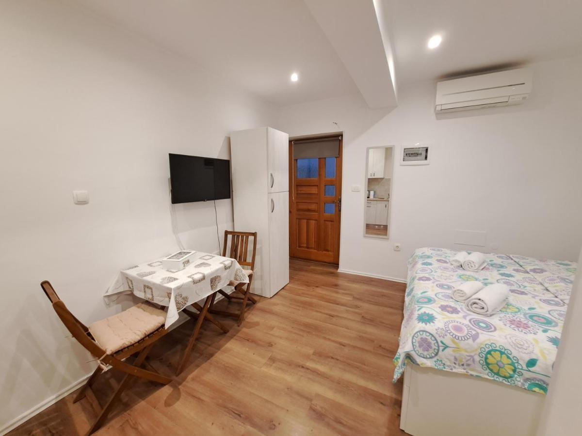 Meressa Nina&Leo Studio Apartments Novigrad Istria Eksteriør bilde